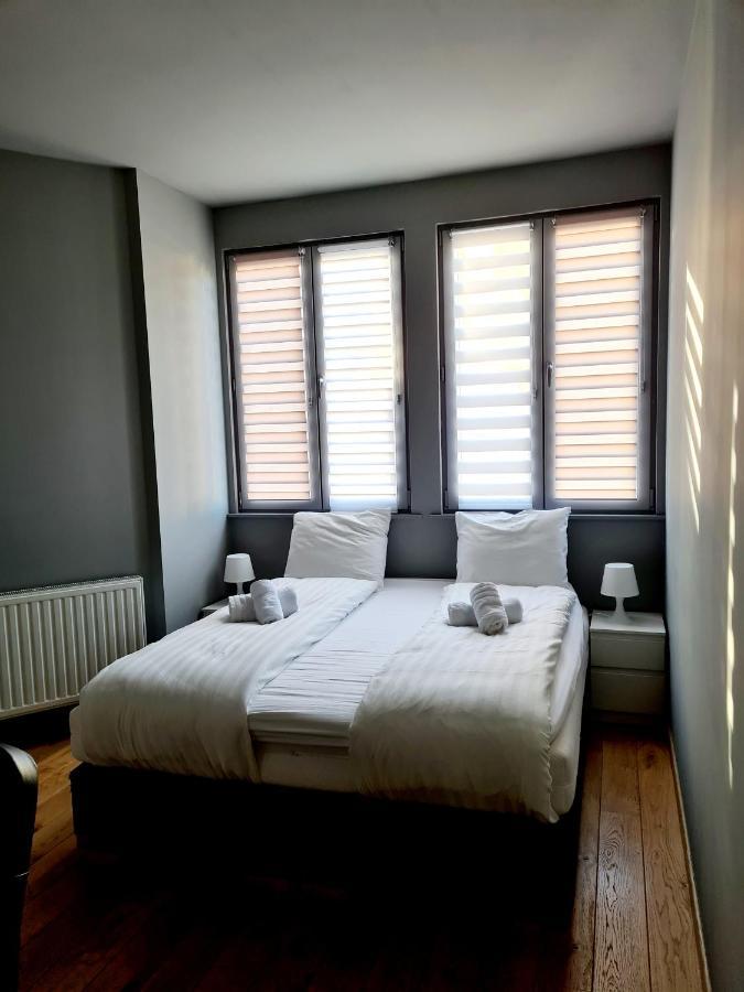 Hdc Nivelles Grand-Place Екстериор снимка